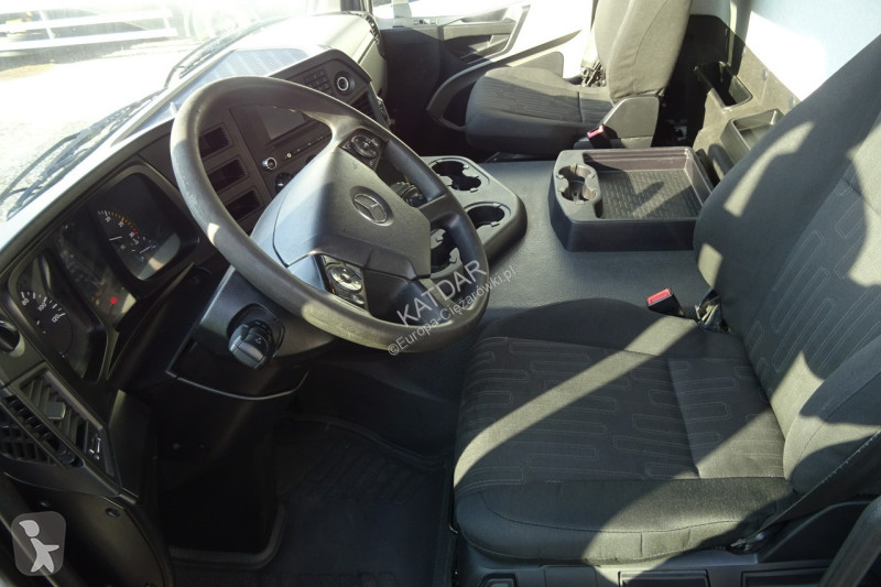 Mercedes 1827 Euro 6 kontener 21 pal 387tys.km...