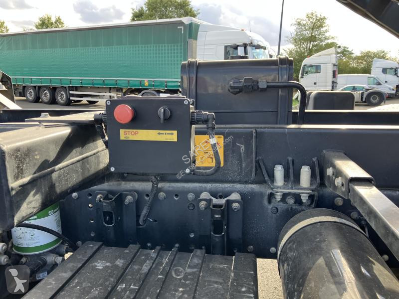 MAN 33.480 truck