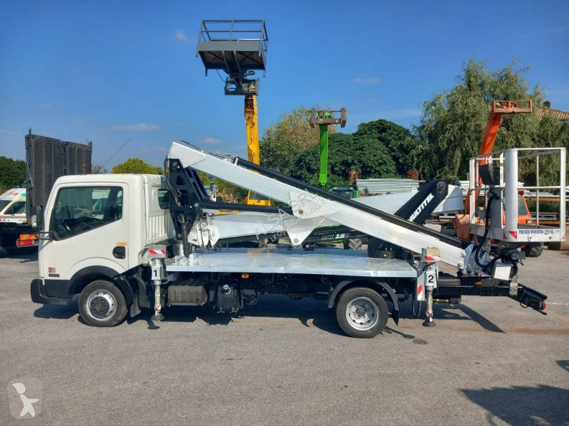 Nissan mx250 truck