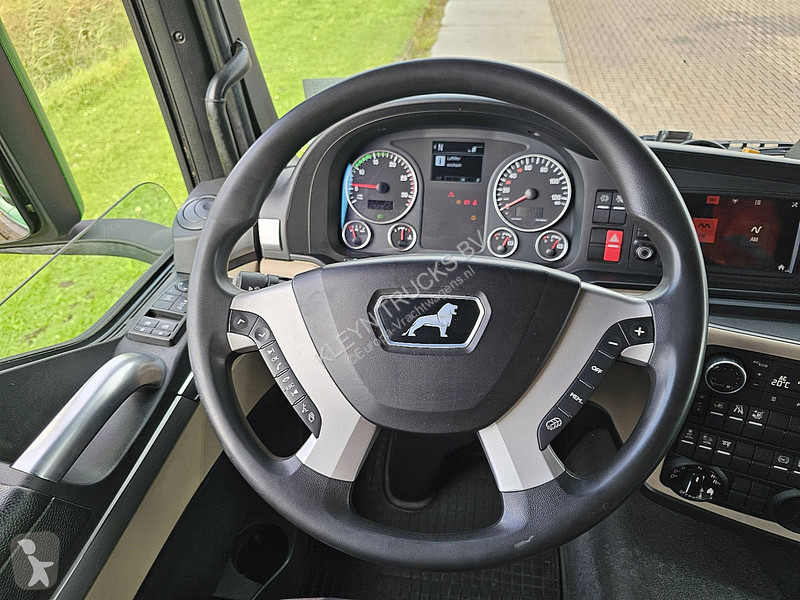MAN 26.500 truck