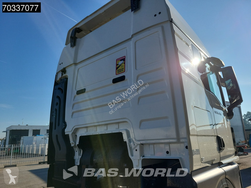 MAN 26.470 6X2 Lift axle Full Air Automatic...