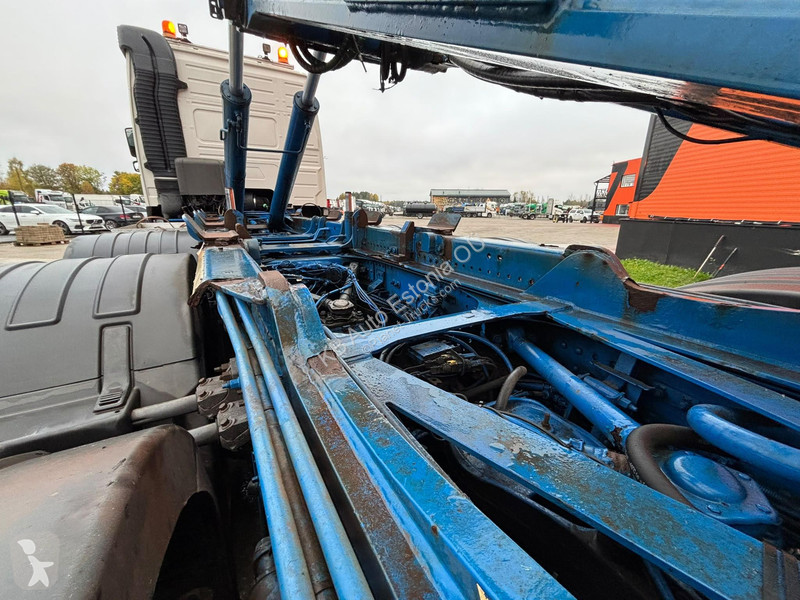 Kamion Volvo 500 8x4*4 HIAB XR 20 ton / L=5600 mm