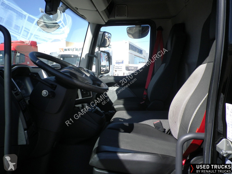 Lastbil Renault D Wide