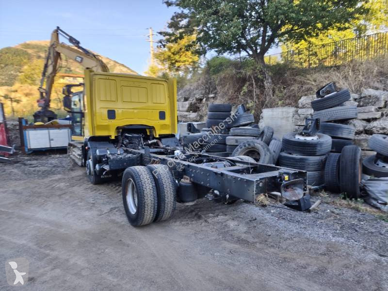 Kamion Iveco 120 E 28
