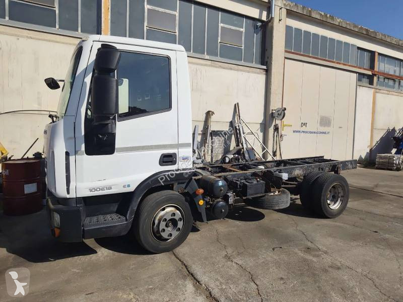 Kamion Iveco 100 E 18