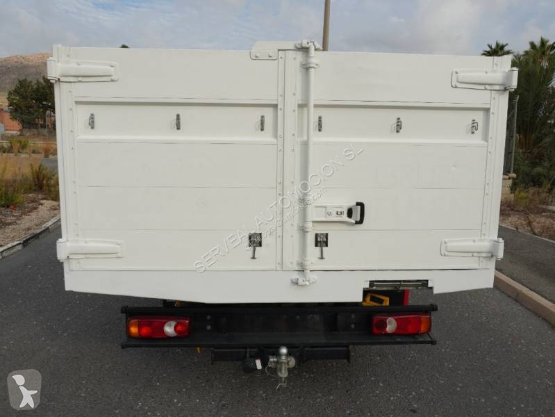 Kamion Nissan 35.13