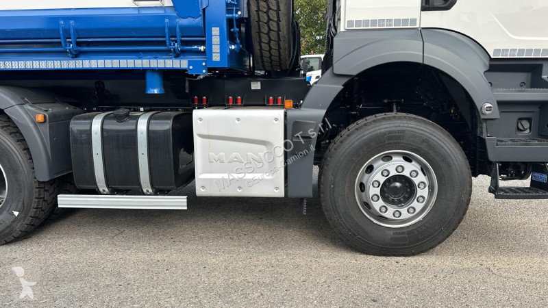 MAN TGS 33.520 6x4 truck