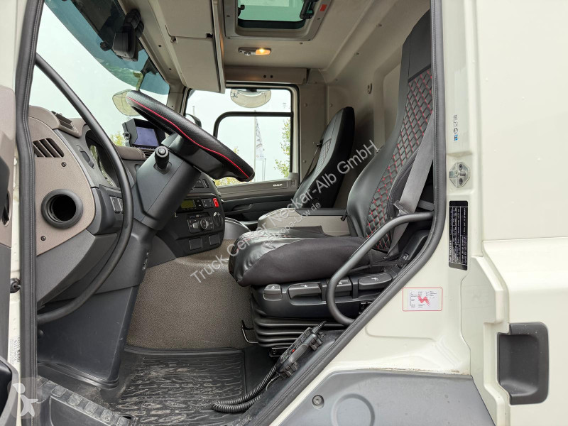 DAF CF 370 Tiefkühlkoffer ThermoKing T Retarder...
