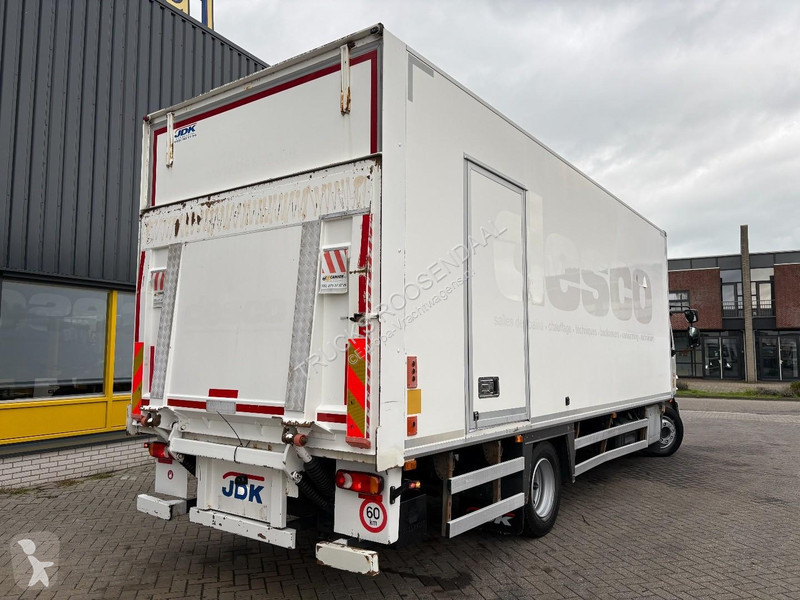 Kamion Volvo 250 + 12t + 6cyl + BOX 7.28 + EURO...