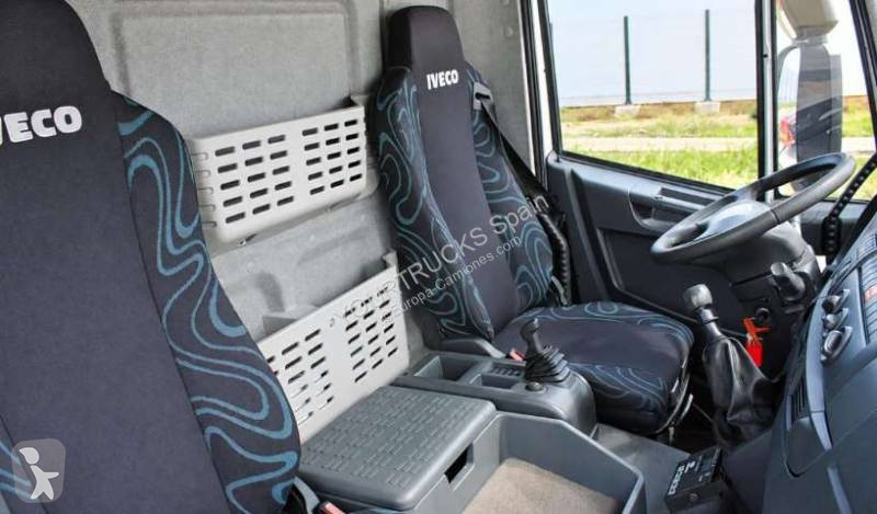 Iveco 100 E 19 truck