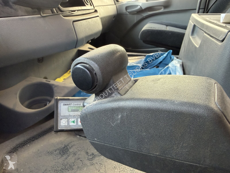Kamion Mercedes Actros 3236 B 8x4/4 Actros 3236...