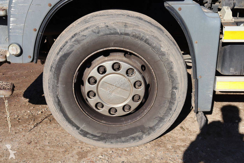 MAN 35.440 truck