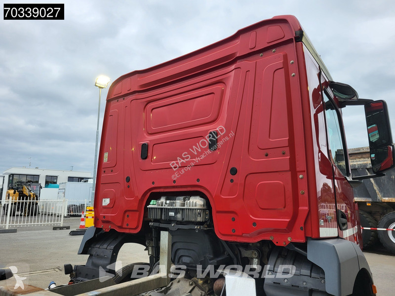 شاحنة Mercedes 2535 6X2 BDF ADR Full Air...