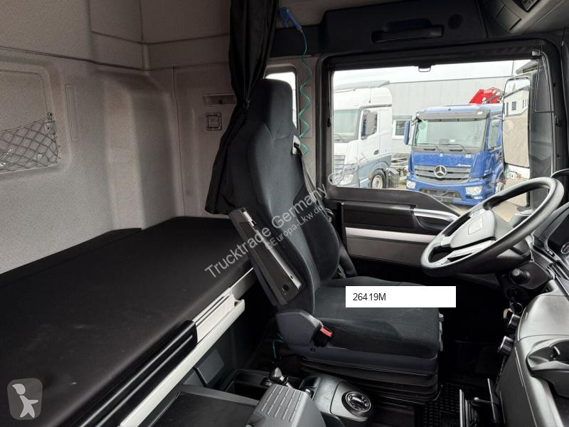 MAN TGX 18.400 4x2 BDF/HB truck