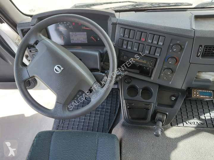 Volvo 280 truck