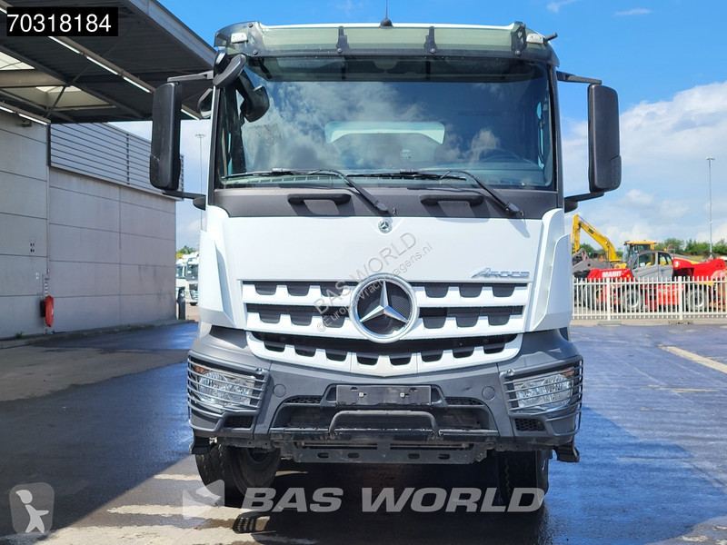 Kamion Mercedes 3243 8X4 16m3 tipper Full Steel...