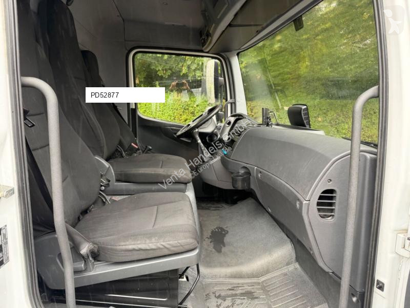 Teherautó Mercedes III 818L, Euro-6c, Klima, LBW