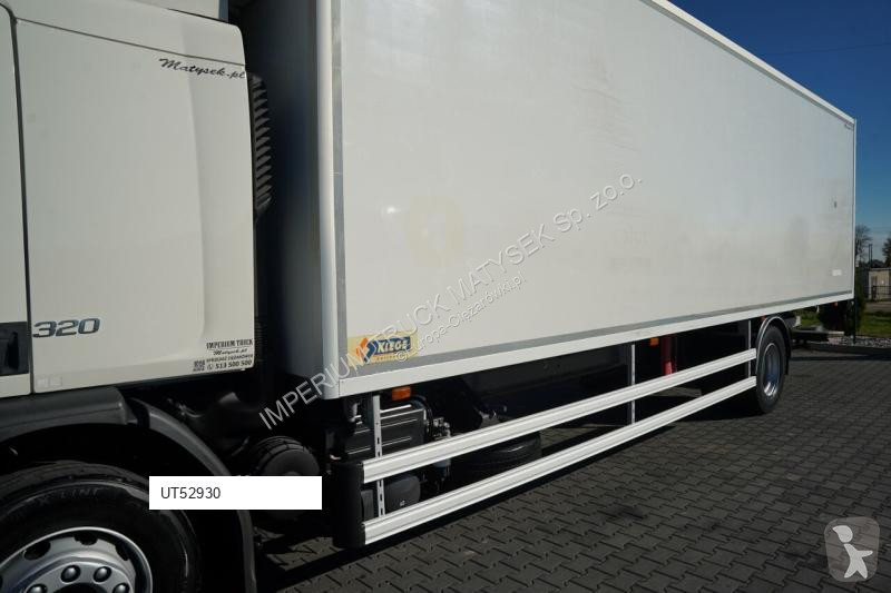 Kamion Volvo FE 320 / 4x2 / CHŁODNIA - 8,9 M /...