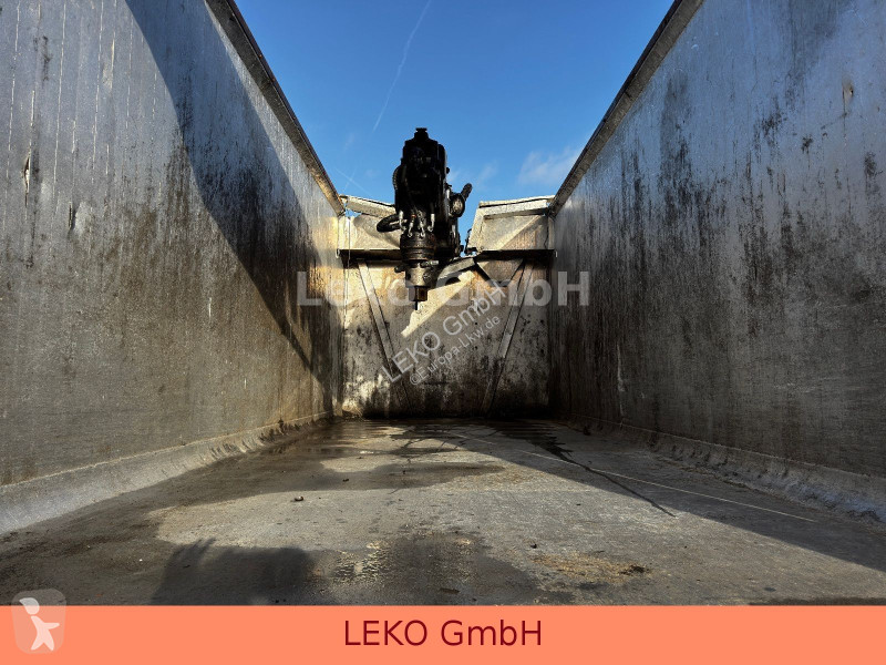 Teherautó Volvo 420 Liftachse