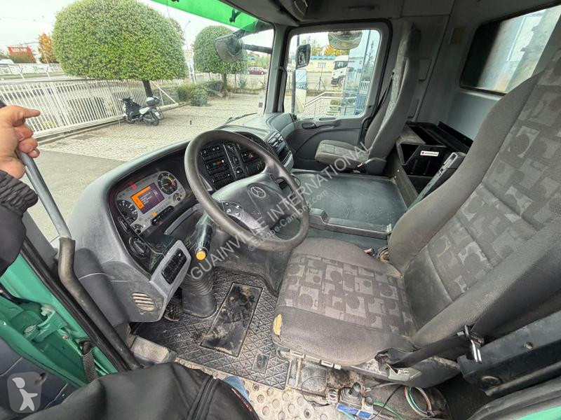 Kamion Mercedes 3336