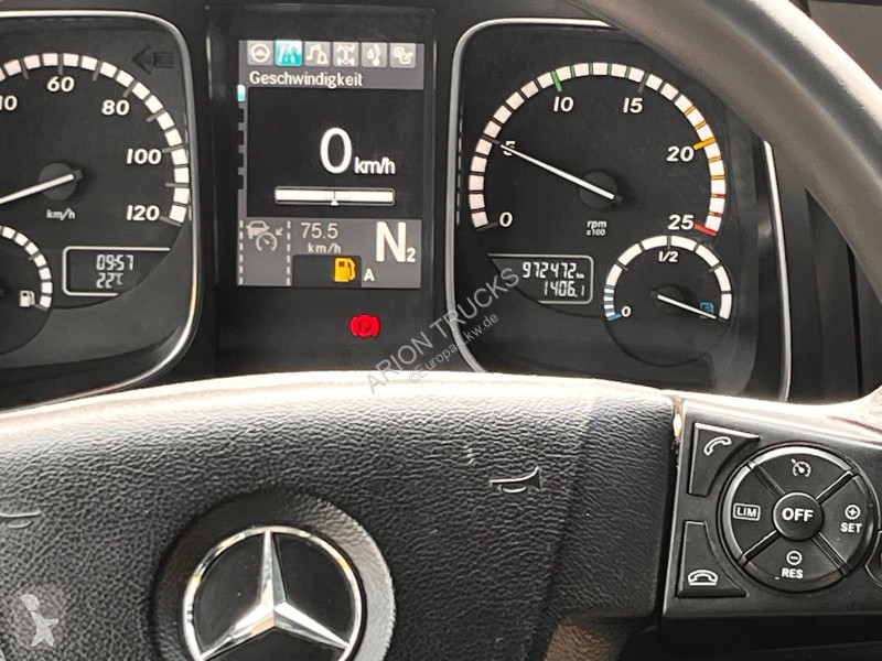 Mercedes 1846...