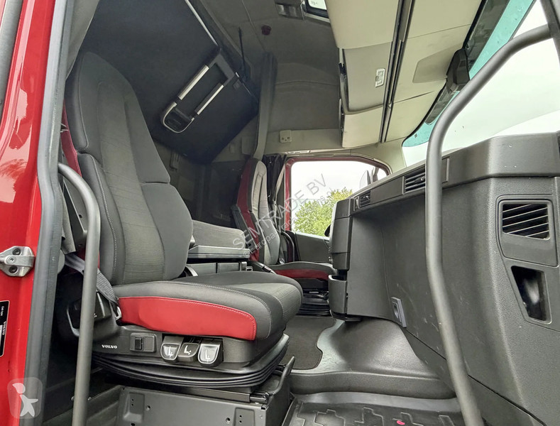 شاحنة Volvo 13500 I-PARK COOL CARRIER TRS...