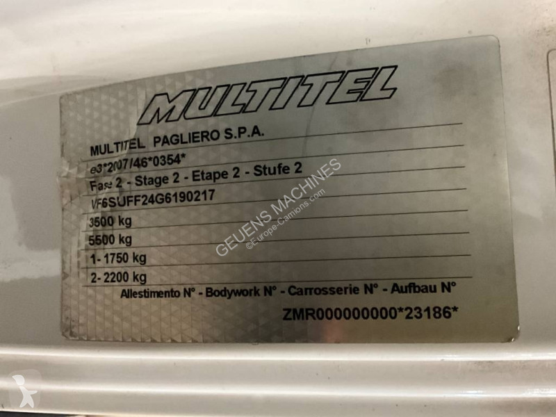 Kamion Renault 120 + multitel mt202