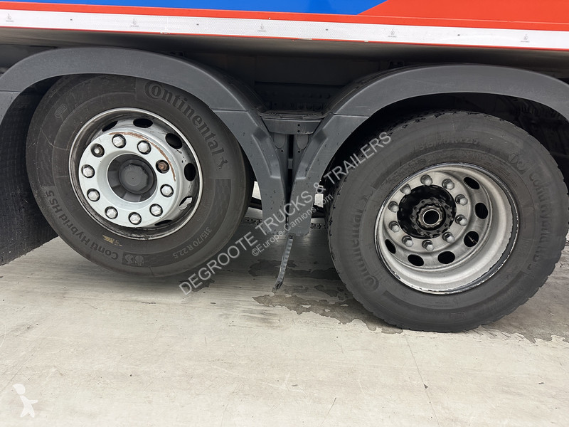Kamion Volvo 420 - 6x2