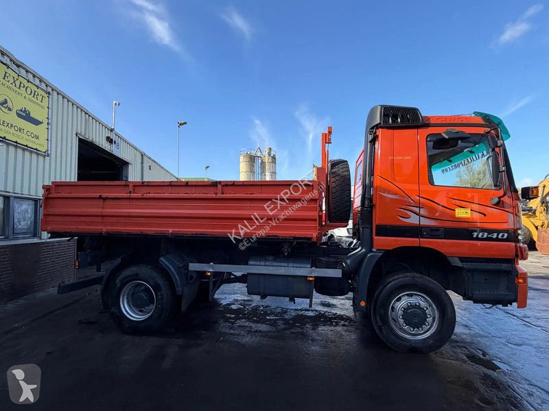 Vrachtwagen Mercedes 1840 Kipper - 4x4 - Manual...