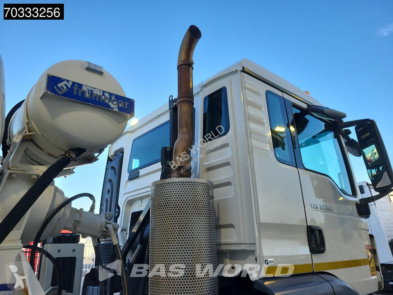 Vrachtwagen MAN 32.360  8X4 9m3 mixer Full...