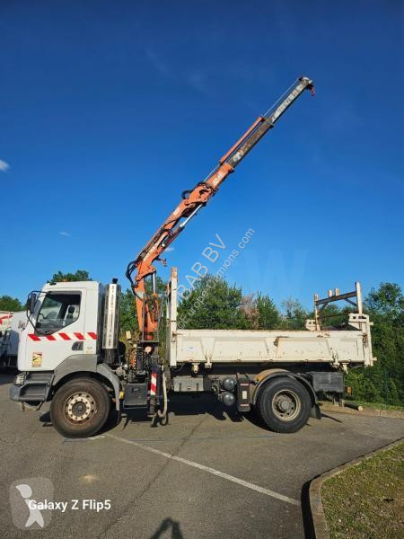 Teherautó Renault 320 DCI