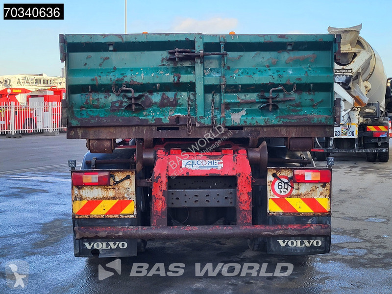 Camión Volvo 330  4X2 Hooklift 4,30m Wheelbase...