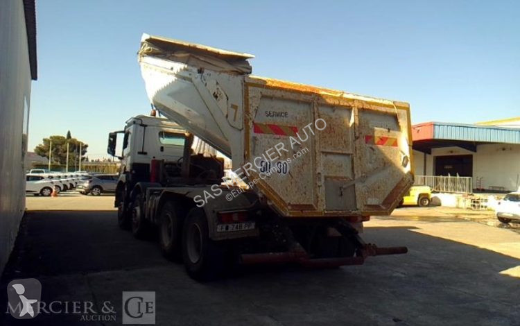 Vrachtwagen Mercedes n/c