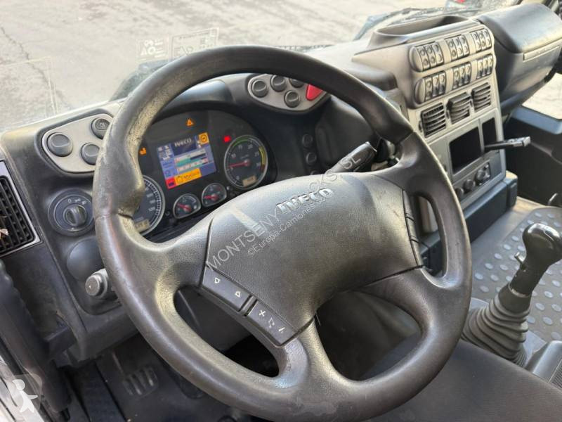 Teherautó Iveco AD 260 S 36 Y/PT
