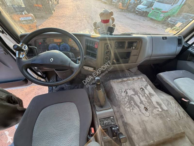 Teherautó Renault 320 DCI