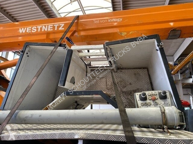 Vrachtwagen  T220.1 S12 UNFALLSCHADEN! T220.1...