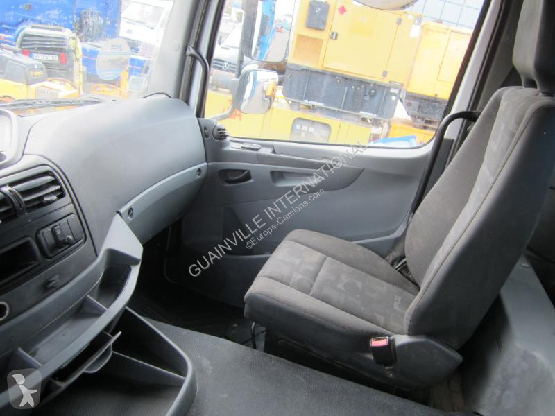 Kamion Mercedes  AXOR 3236