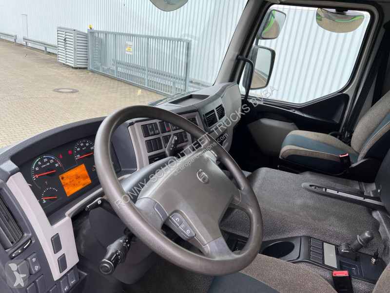 Vrachtwagen  FE 320 4x2 FE 320 4x2 mit Zepro LBW