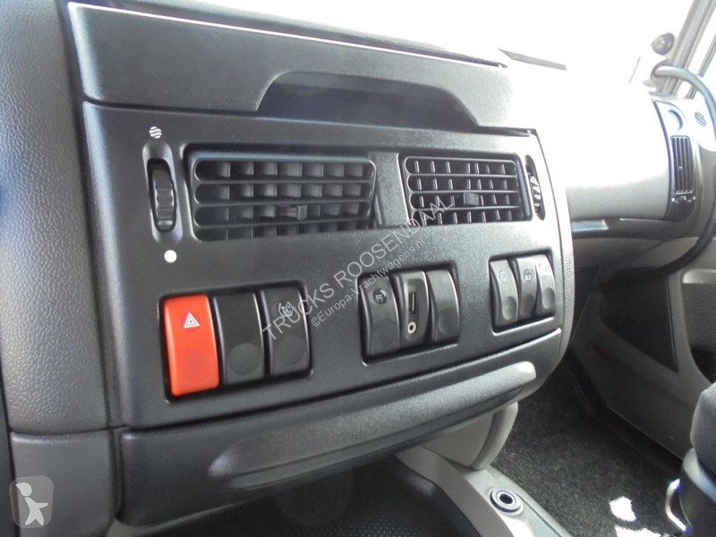 Camion DAF 105460 + Euro 5 + Hook system + Manual