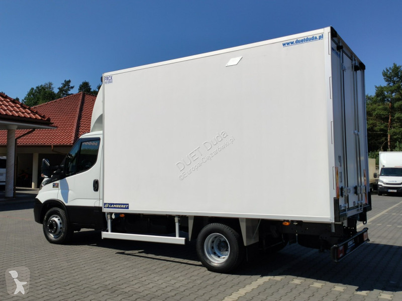 Camion Iveco 70C17 Chłodnia Hakowa / Hakówka...