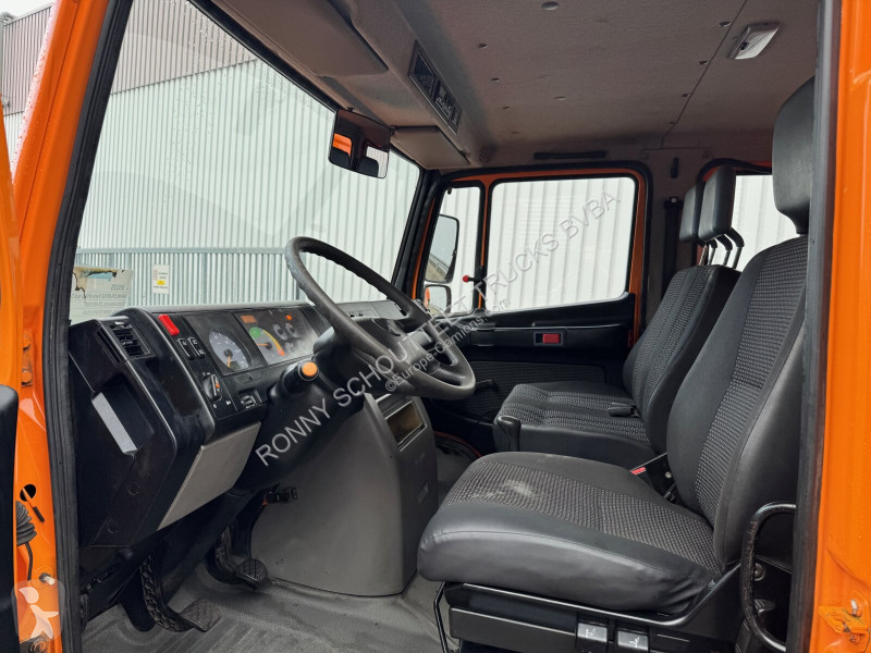 Lastbil Mercedes Vario 816 D 4x2 Doka Vario 816...