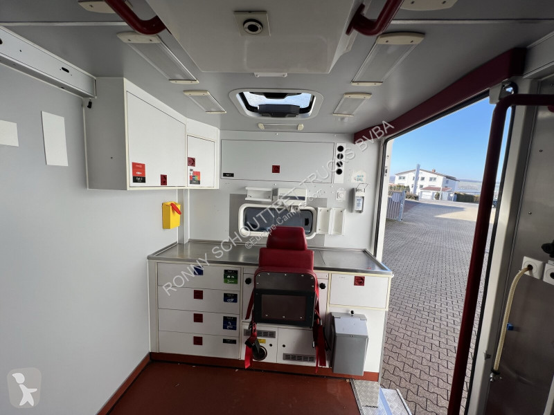 Véhicule utilitaire Mercedes Sprinter 516 CDI...