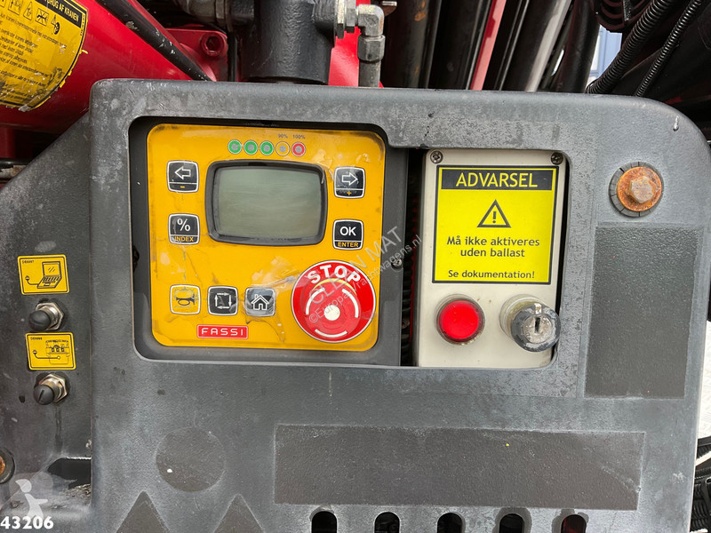 Kamion MAN 28.440 Fassi 29 Tonmeter laadkraan