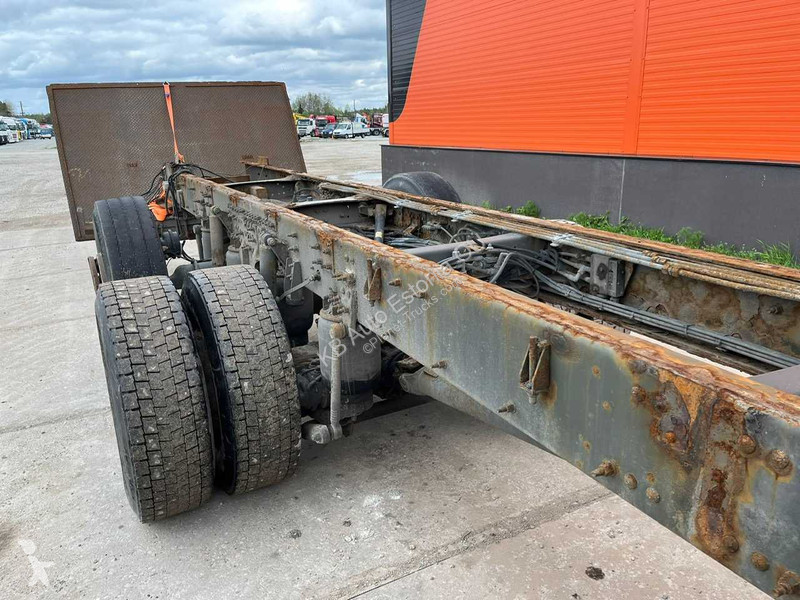 Kamion Volvo 9 300 6x2 CHASSIS L=8779 mm