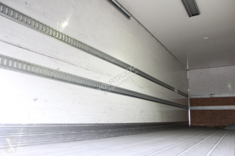 شاحنة Mercedes 1827 E6 Koffer 8,5m LBW S.Tür...