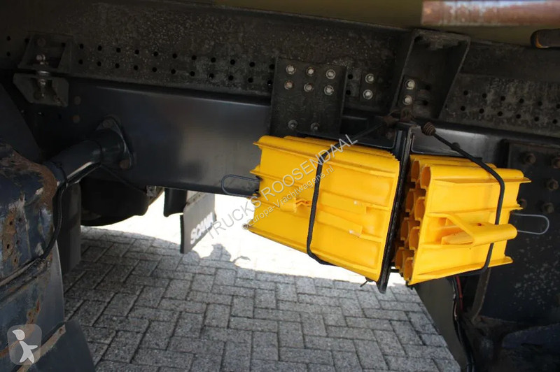 Camion Scania 440 + 6x2 + carrier + euro 5 + lift