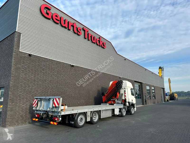 Camión DAF CF 450 8X2 OPRIJWAGEN/MACHINE...