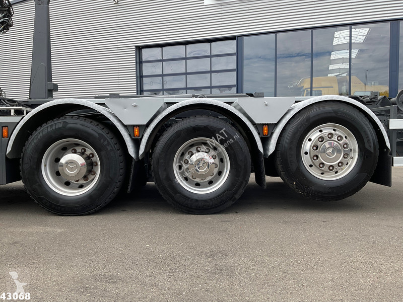 Camion Mercedes 3251 8x4 Euro 6 Hiab 28...
