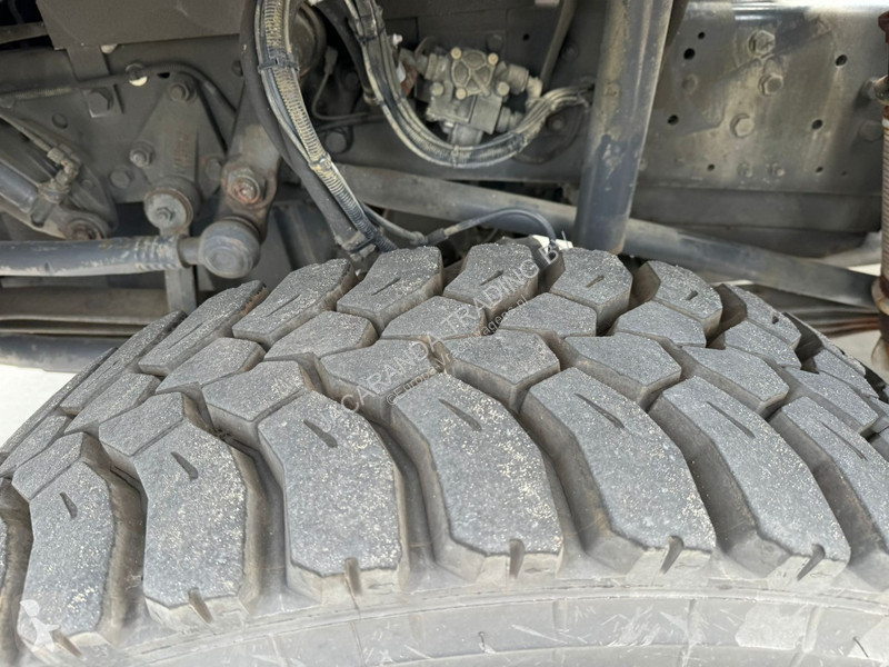 Kamion Mercedes 6x4 - V8 - EX ARMY - NEW...