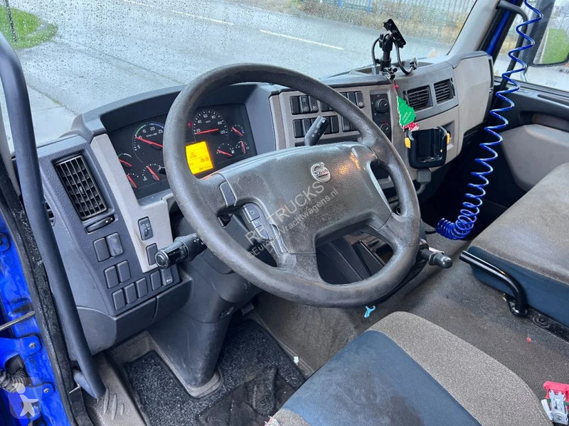 Kamion Volvo 250 4X2 EURO 6 599.111km DHOLLANDIA